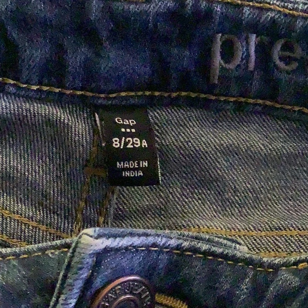 GAP Premium Curvy Straight Jean, size 8/29. - Picture 10 of 10